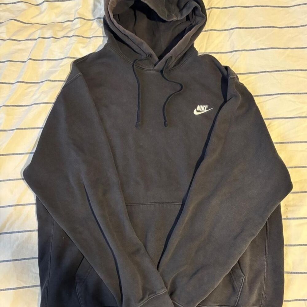 Nike Men's Black and Navy Hoodie